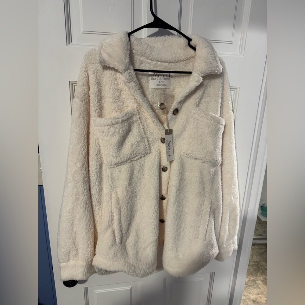 NWT Natural Reflections Sherpa jacket